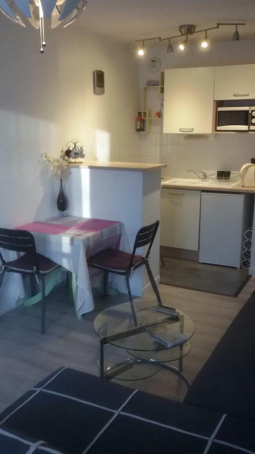 Appartement De 30M2 Dans Residence A Proximite D'Honfleur Equemauville Exterior photo